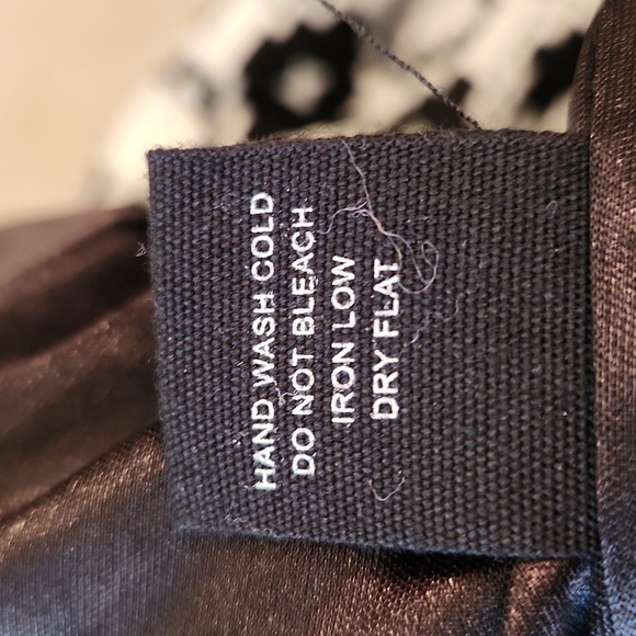 Iris Los Angeles Black White Geoprint Bomber Jacket     Size M - Picture 8 of 10